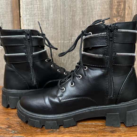 Mari A. Jordin Combat Boots Zip On Side with Ankle Strap Black Size 8.5 Women’s - Picture 15 of 17